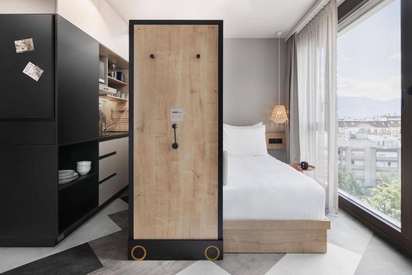 Stay Kooook Geneva City - Online Check In New Opening Room photo